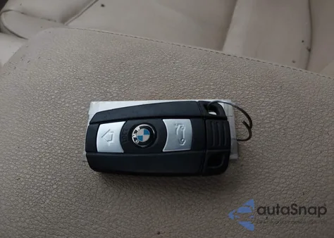 2014 BMW X1 Sdrive28I из США, поврежденный, VIN WBAVM1C57EVW46960